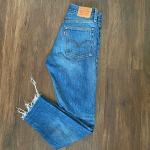 Levi’s wedgie jean